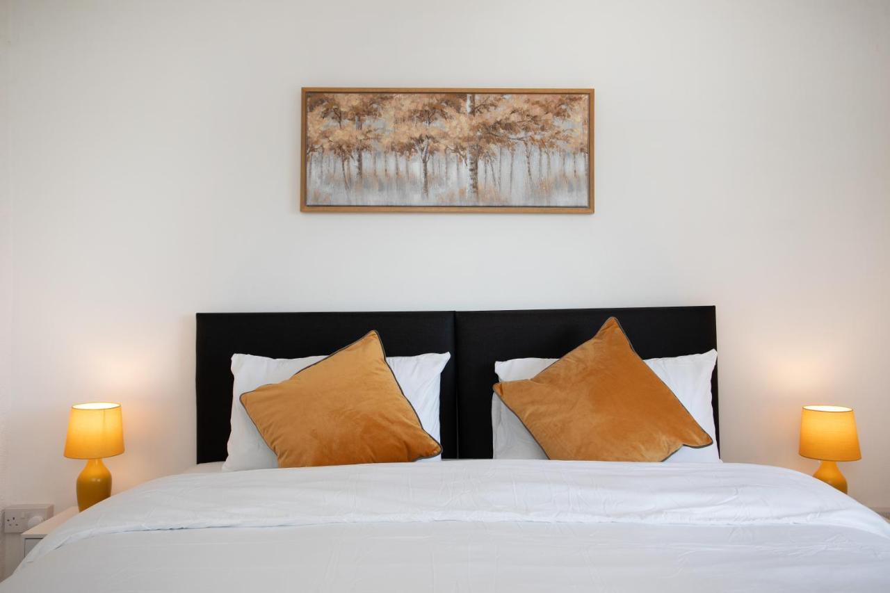 Rawmarsh House, Rotherham For Contractors & Families, Free Parking, High Speed Wifi, Etc 로더럼 외부 사진