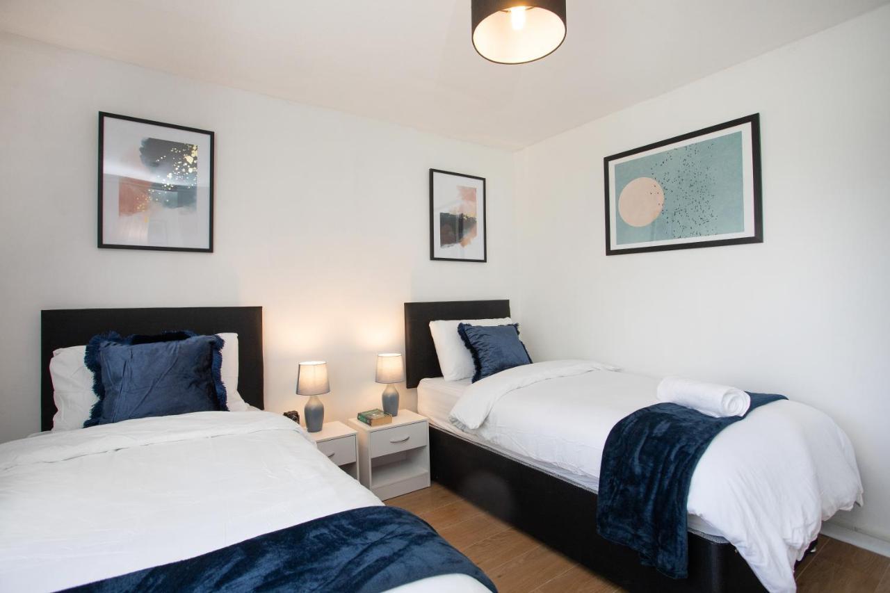 Rawmarsh House, Rotherham For Contractors & Families, Free Parking, High Speed Wifi, Etc 로더럼 외부 사진