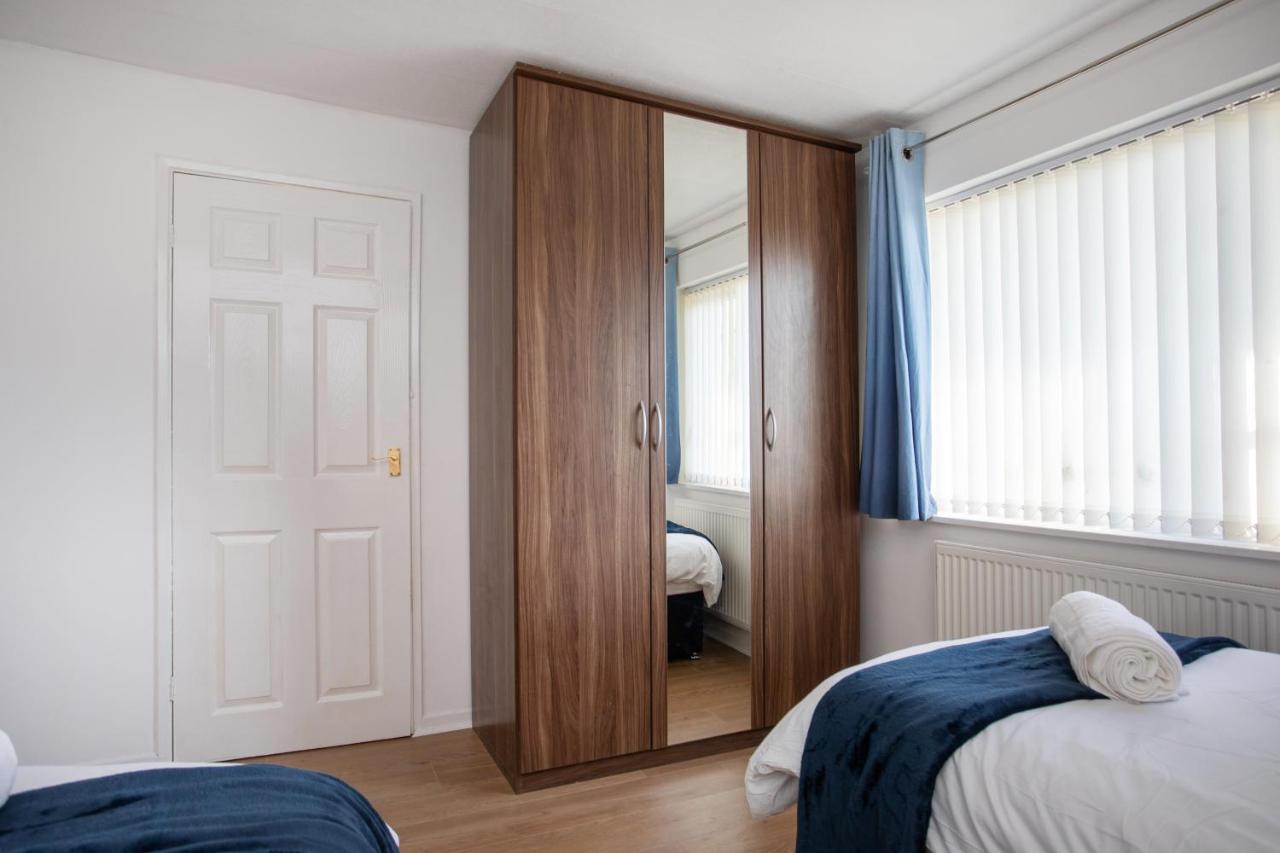 Rawmarsh House, Rotherham For Contractors & Families, Free Parking, High Speed Wifi, Etc 로더럼 외부 사진