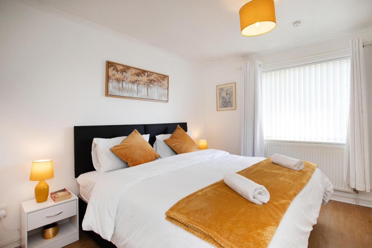 Rawmarsh House, Rotherham For Contractors & Families, Free Parking, High Speed Wifi, Etc 로더럼 외부 사진